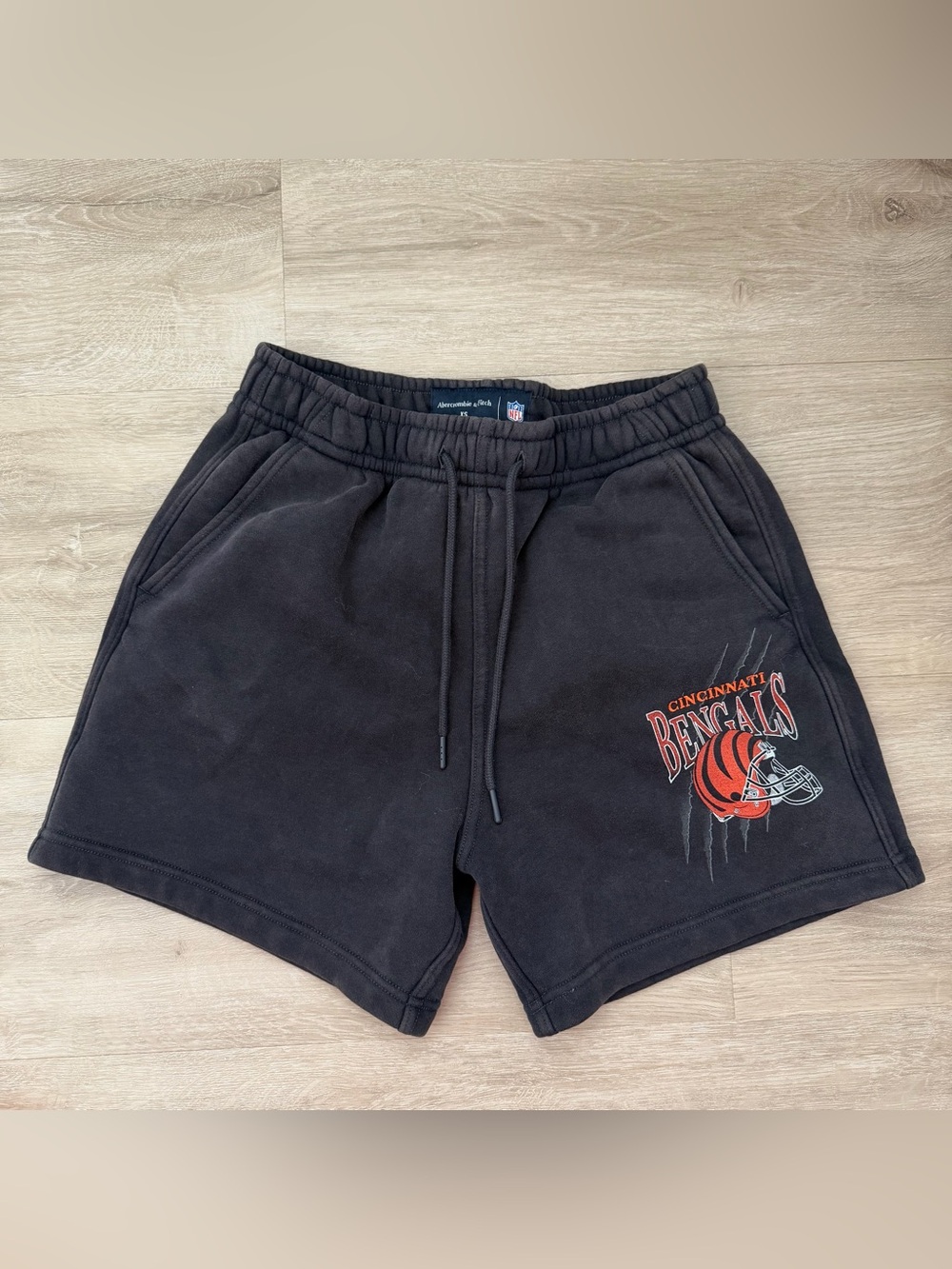 Abercrombie & Fitch Black Cincinnati Bengals Graphic Women’s Shorts
